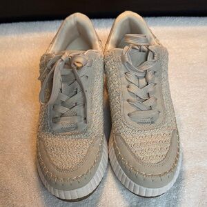 Dolce Vita Beige Woven Lace-Up Sneakers SB4